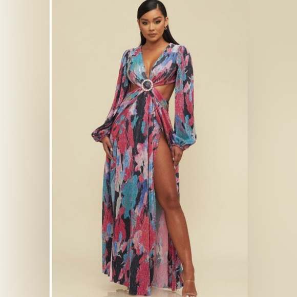 Luxxel maxi dress. Size S. Dry clean like new. Multicolor. - Picture 1 of 4